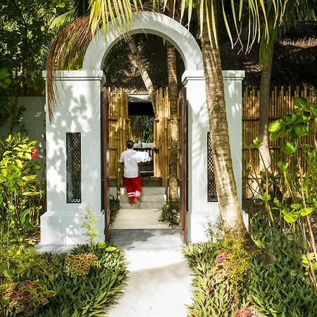 Anantara Kihavah Maldives Villas-2