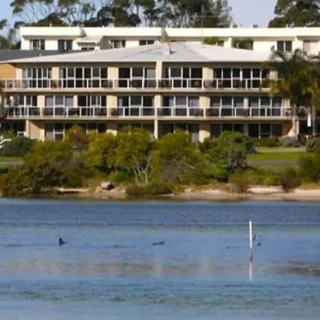 Waterview Luxury Apartments-2
