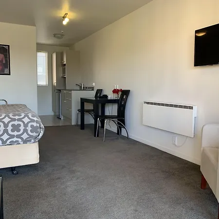 Salerno Motel Apartments-2