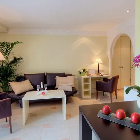 Boutiquehotel La Casa-3