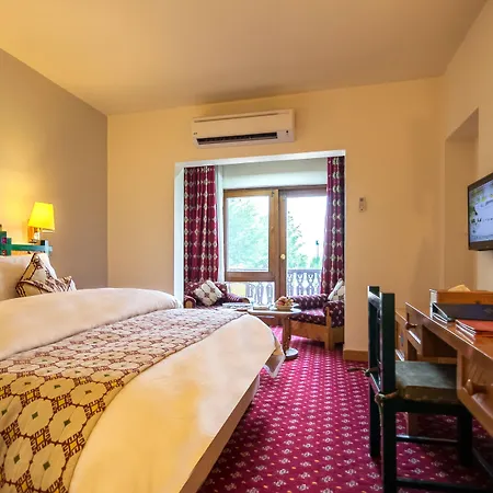 Gilgit Serena Hotel-2