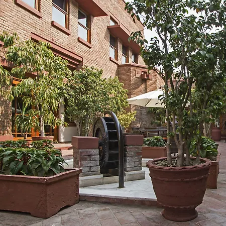 Faisalabad Serena Hotel-2