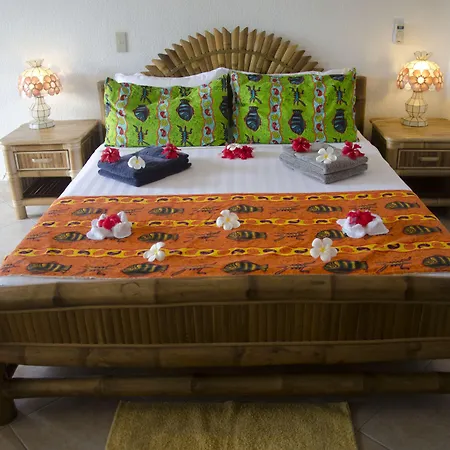 Dolphin House Resort Moalboal-3