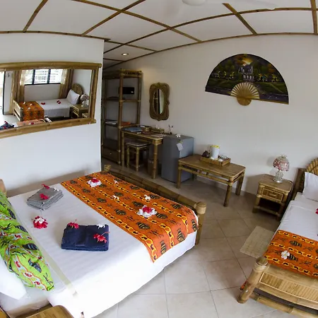 Dolphin House Resort Moalboal-3