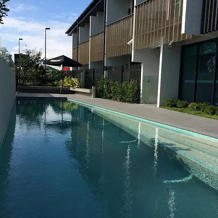 The Glen Hotel And Suites-3