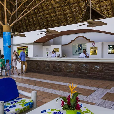 Hotel Soleil Pacifico-3