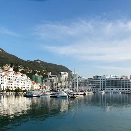 Sunborn Gibraltar-2