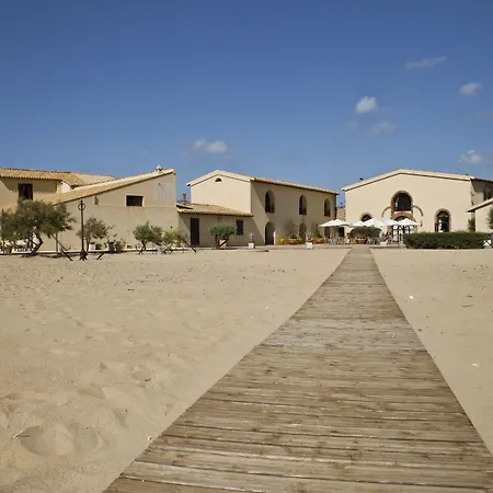 Hotel Le Dune Piscinas-2