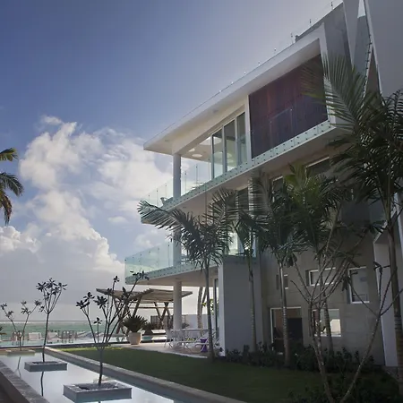 Ultravioleta Boutique Residences-3