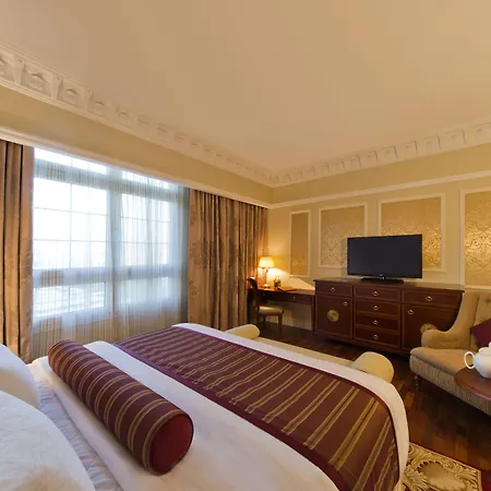 Warwick Doha-2