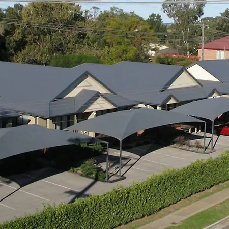 Francis Phillip Motor Inn And The Lodge-3