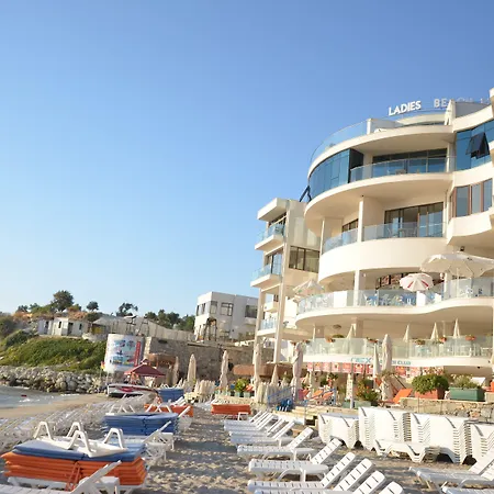 Ladies Beach Suite Hotel (Adults Only)-2
