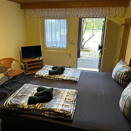 Motel Zur Festwiese-2
