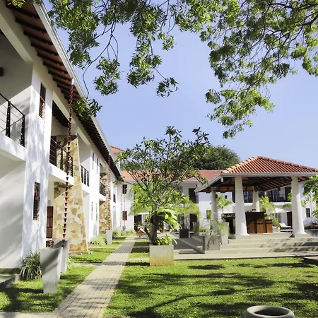 Hotel Tamarind Tree-2