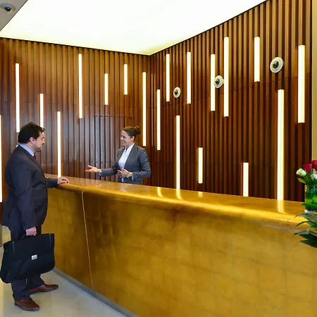 The Avenue Hotel-2