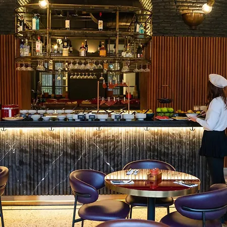 Radisson Red Tbilisi-2