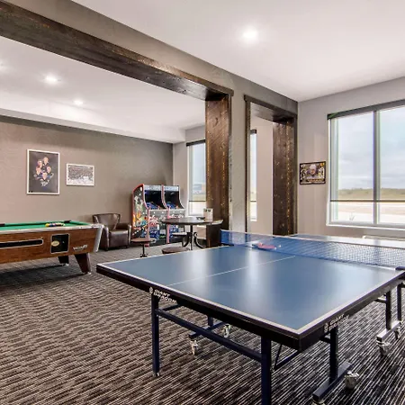 Comfort Inn & Suites-2