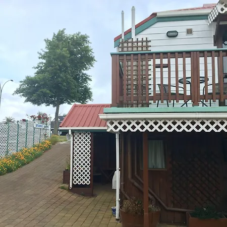 Pure Motel-3