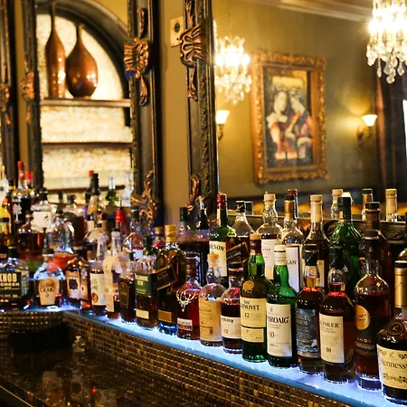 The Detroit Club-3