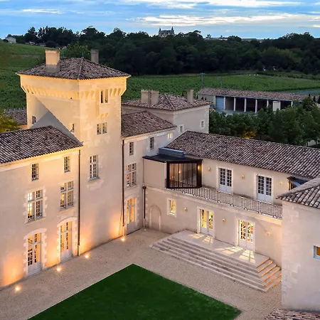 Chateau Lafaurie-Peyraguey Hotel & Restaurant Lalique-3