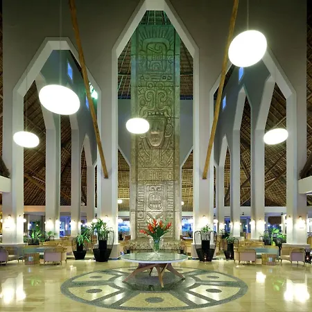 Grand Palladium Select White Sand Resort & Spa-3