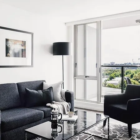 Quay West Suites Melbourne-2