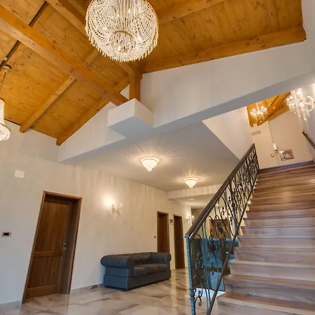 Wine Residence Cattunar-3