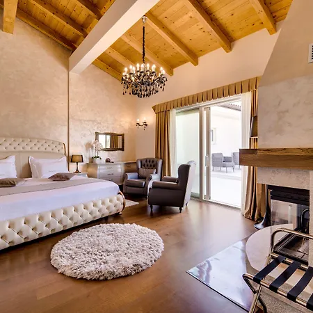 Wine Residence Cattunar-3