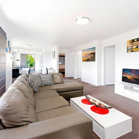 Adrift Apartments Yamba-3