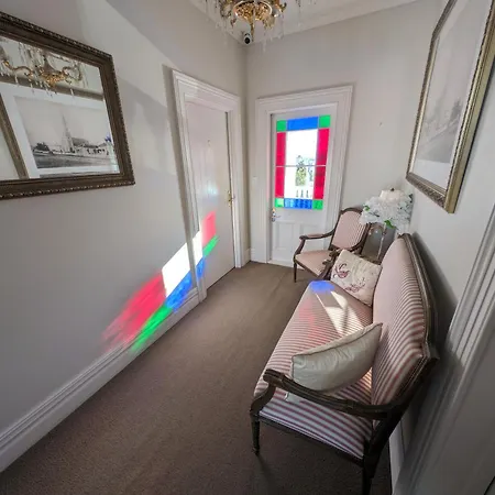 Ponsonby Manor-2