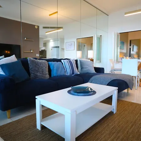 Silvershore Apartments On The Broadwater-3