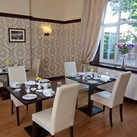 Brucefield Boutique B&B-2