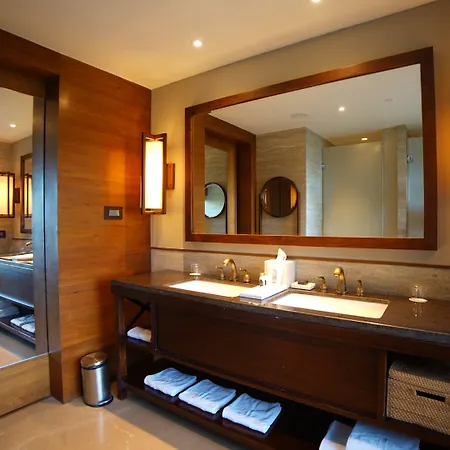 Taj Chia Kutir Resort & Spa Darjeeling-3