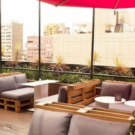 Radisson RED Miraflores-2