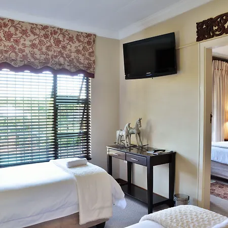 Stirling Manor Boutique Guest House-2