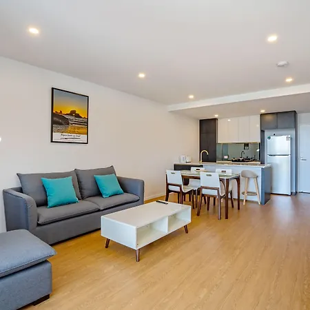 Peninsular Gold Coast-3