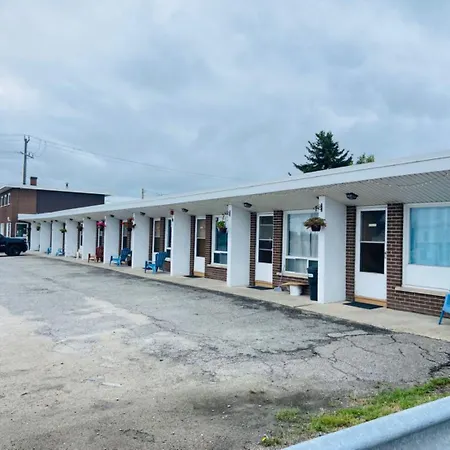 Regal Motel-2