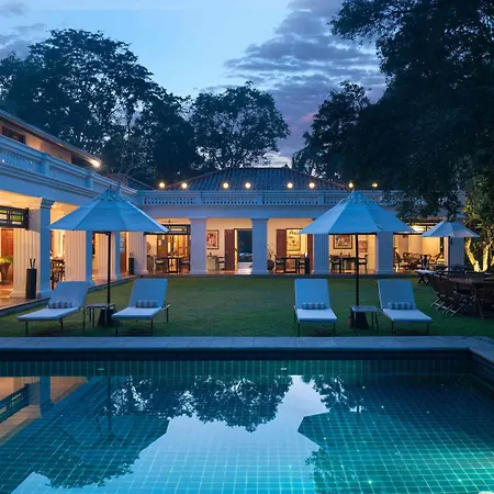 Taru Villas Kandy-3