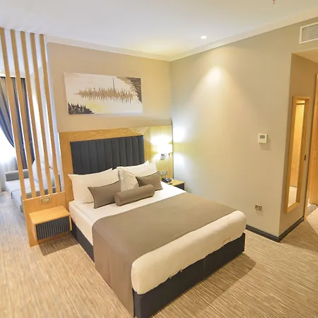 Serenity Comfort Hotel-3