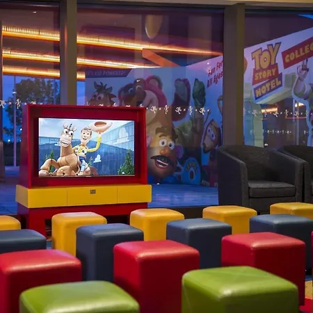 Toy Story Hotel-2