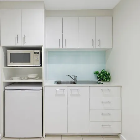 Brady Apartment Hotel Flinders Street-2