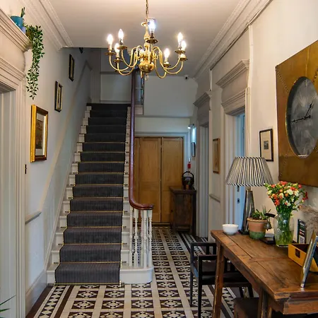 Dorian House Boutique B&B - Free Parking!-2