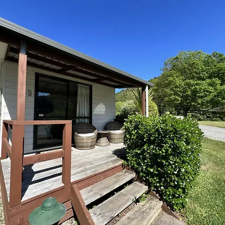 Picton Top 10 Holiday Park-2