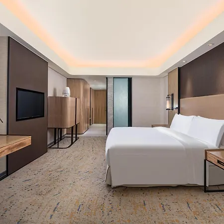 Conrad Manila-3