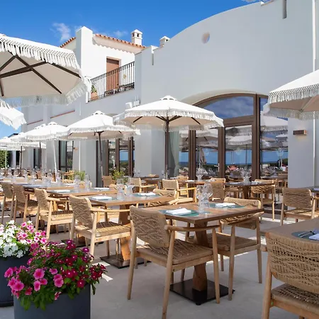 Mangia'S Santa Teresa Sardinia, Curio Collection By Hilton-3