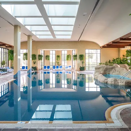 Grand Hyatt Dubai Resort & Waterpark-2