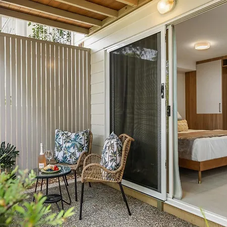 Noosa Outrigger Beach Resort-3