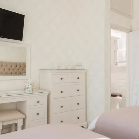 Camilla House Guest House-3