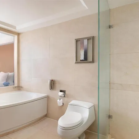 Radisson Blu Hotel Shanghai New World-2
