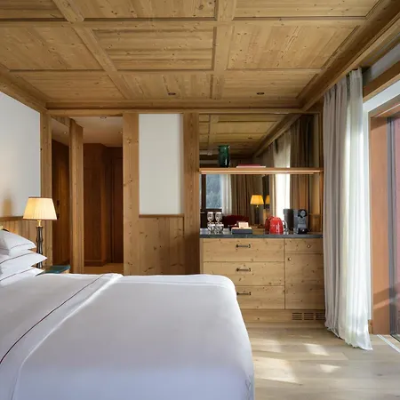 Hotel Tyrol-3